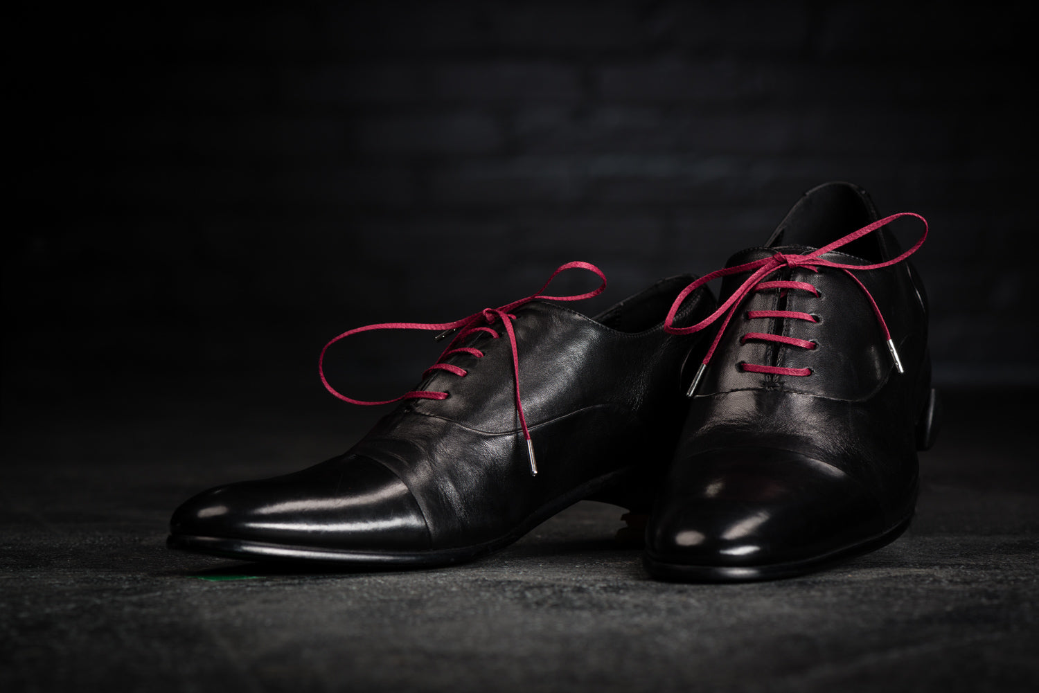 Flat "Skinnys" Dress Shoelaces - Burgundy - Fintoco - The Finishing Touch Company Flat "Skinnys" Dress Shoelaces - Burgundy - Fintoco - The Finishing Touch Company